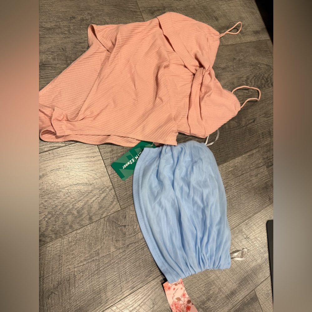 SHEIN 2 pack bodysuit and tube top